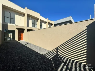 Casa com 2 Quartos à venda, 73m² no Vila Nova, Joinville