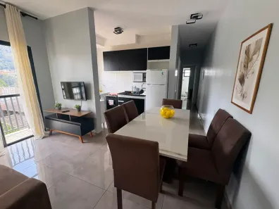 Apartamento com 2 Quartos para alugar, 55m² no Jardim Guaçu, São Roque