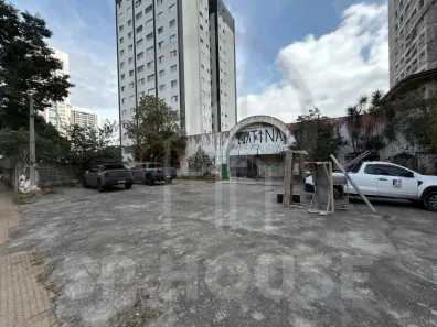 Galpão/Depósito/Armazém para alugar, 600m² no Santo Amaro, São Paulo