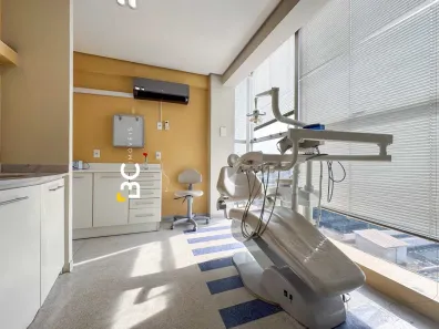 Sala Comercial à venda, 31m² no Jardim Lindóia, Porto Alegre