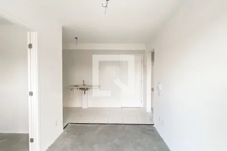 Apartamento com 2 Quartos à venda, 39m² no Jardim Maringá, São Paulo