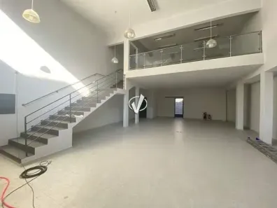 Ponto Comercial para alugar, 375m² no Centro, Pindamonhangaba