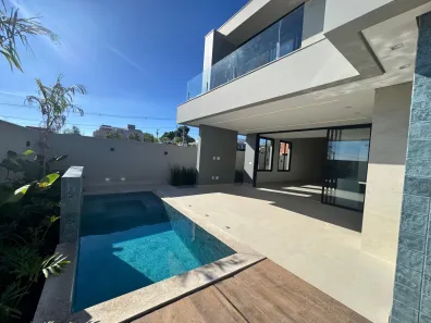 Casa de Condomínio com 4 Quartos à venda, 232m² no Residencial Terras Alphaville, Montes Claros