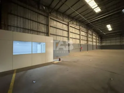 Ponto Comercial para alugar, 2000m² no Espinheiros, Itajaí