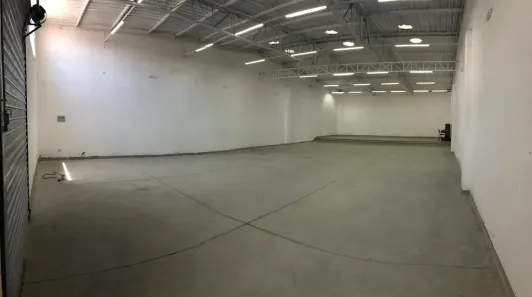 Galpão/Depósito/Armazém para alugar, 200m² no Parque São Luís, Taubaté