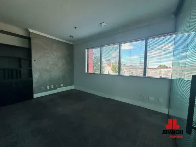Sala Comercial para alugar, 122m² no Centro, Mogi das Cruzes