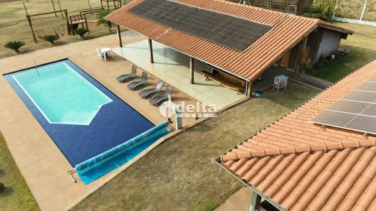 Fazenda/Sítio com 4 Quartos à venda, 600m² no Área Rural de Uberlândia, Uberlândia