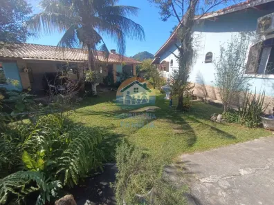 Casa com 4 Quartos à venda, 167m² no Martim de Sá, Caraguatatuba