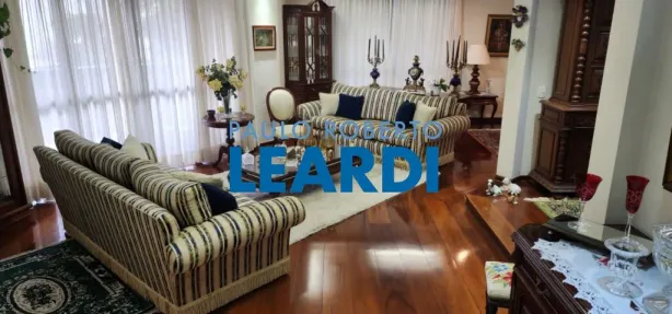 Apartamento com 3 Quartos à venda, 243m² no Vila Regente Feijó, São Paulo