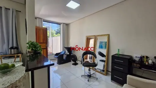 Casa com 2 Quartos à venda, 61m² no Colinas, Londrina
