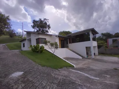 Casa de Condomínio com 3 Quartos à venda, 210m² no Centro, Araçoiaba da Serra