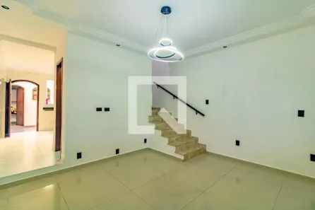 Casa com 3 Quartos à venda, 130m² no Jardim Lourdes (Zona Sul), São Paulo