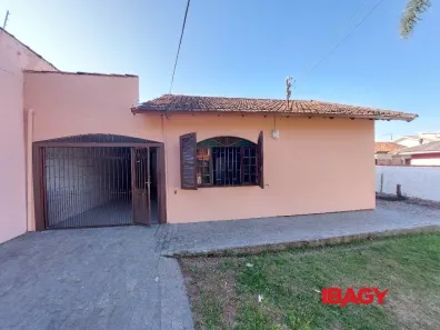 Casa com 2 Quartos para alugar, 78m² no Ingleses do Rio Vermelho, Florianópolis