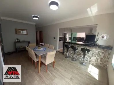 Casa com 3 Quartos à venda, 204m² no Vila São Pedro, Americana