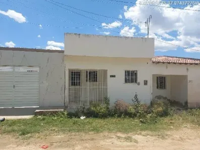 Casa com 2 Quartos à venda, 90m² no São Cristóvão, Arcoverde