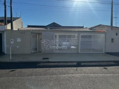 Casa com 3 Quartos à venda, 217m² no Jardim Eliana, Araraquara