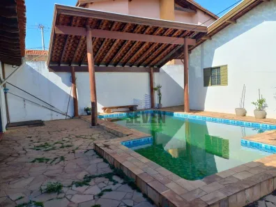 Casa com 3 Quartos à venda, 212m² no Vila Nova Paulista, Bauru