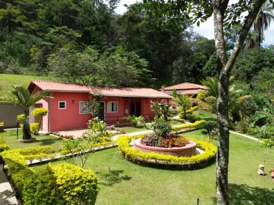 Fazenda/Sítio com 7 Quartos à venda, 75000m² no Ravena, Sabará