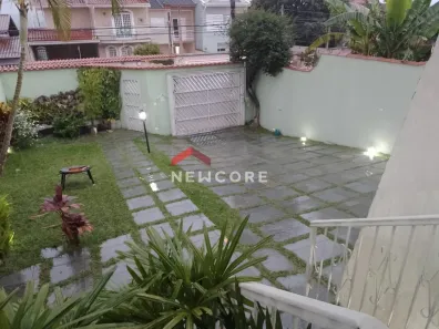 Casa com 4 Quartos à venda, 220m² no Vila Suissa, Mogi das Cruzes