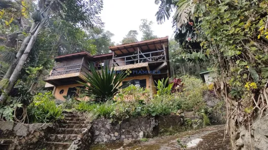 Casa com 4 Quartos à venda, 118m² no Samambaia, Petrópolis