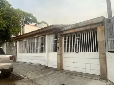 Casa com 4 Quartos à venda, 220m² no Vila Congonhas, São Paulo