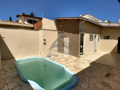 Casa com 4 Quartos à venda, 330m² no Parque São Quirino, Campinas