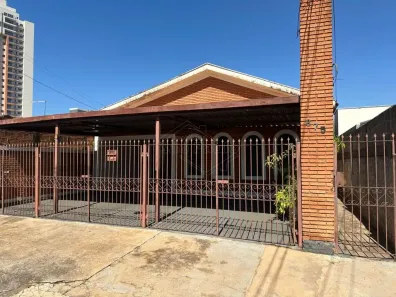 Casa com 3 Quartos à venda, 327m² no Vila Harmonia, Araraquara