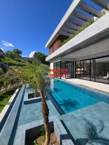 Casa de Condomínio com 3 Quartos à venda, 650m² no Estância Silveira, Contagem