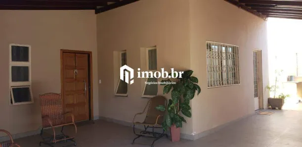 Casa com 4 Quartos à venda, 250m² no Santa Marta, Uberaba