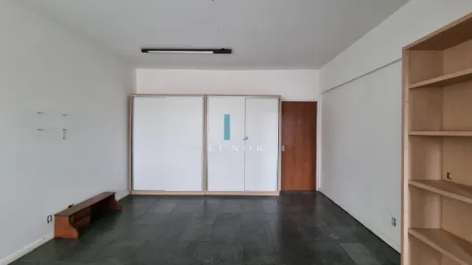 Sala Comercial à venda, 35m² no Lourdes, Belo Horizonte