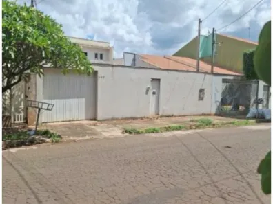 Casa com 3 Quartos à venda, 163m² no Pacaembu, Londrina