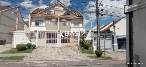 Casa com 4 Quartos à venda, 180m² no Xaxim, Curitiba