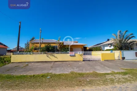 Casa com 4 Quartos à venda, 200m² no Balneário Solimar, Imbituba