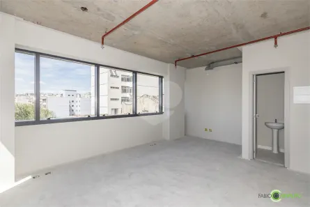 Sala Comercial para venda ou aluguel, 31m² no Floresta, Porto Alegre
