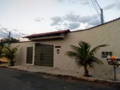 Prédio Comercial à venda, 450m² no Setor Bueno, Goiânia