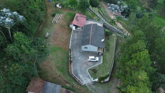 Fazenda/Sítio com 3 Quartos à venda, 190m² no Souzas, Monteiro Lobato