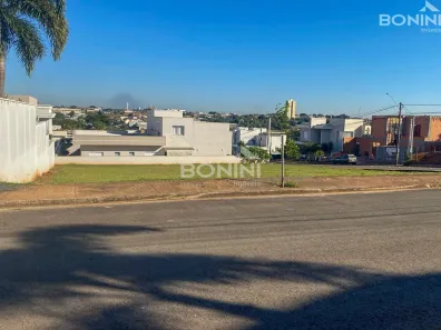 Lote/Terreno à venda, 706m² no Chácara Letônia, Americana