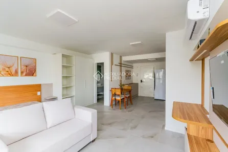 Apartamento com 1 Quarto para alugar, 44m² no Partenon, Porto Alegre