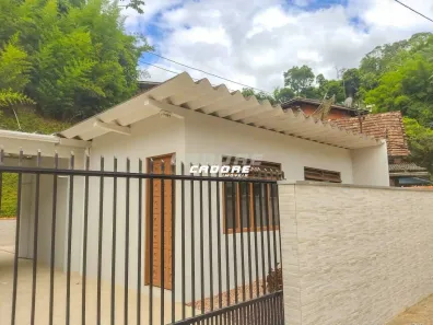 Casa com 6 Quartos à venda, 140m² no Glória, Blumenau
