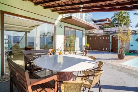 Casa com 1 Quarto para alugar, 380m² no Piratininga, Niterói