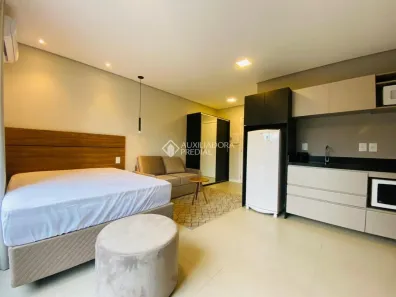 Kitnet com 1 Quarto para alugar, 27m² no Vila Nova, Novo Hamburgo