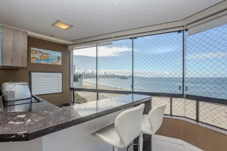 Apartamento com 3 Quartos à venda, 181m² no Centro, Balneário Camboriú