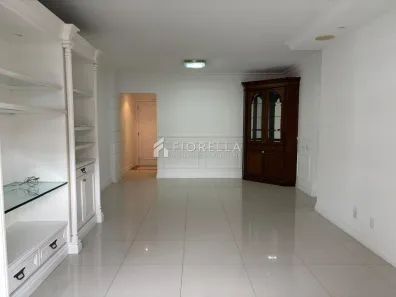 Apartamento com 3 Quartos para alugar, 114m² no Centro, Florianópolis