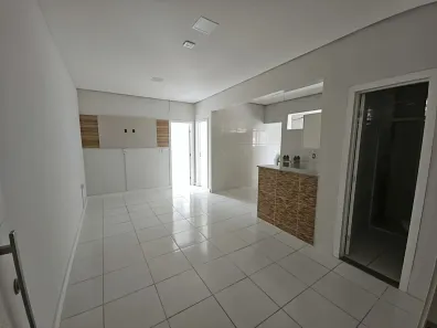 Sala Comercial para alugar, 70m² no Cambeba, Fortaleza