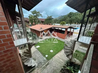 Kitnet com 2 Quartos à venda, 45m² no Maranduba, Ubatuba