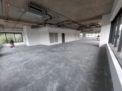 Ponto Comercial para alugar, 410m² no Vila Olímpia, São Paulo