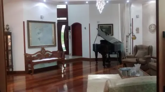 Sobrado com 3 Quartos para alugar, 560m² no Residencial Morada dos Lagos, Barueri