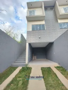 Sobrado com 3 Quartos à venda, 125m² no Morada dos Pássaros, Taboão da Serra