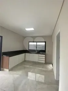 Casa de Condomínio com 3 Quartos à venda, 220m² no Roncáglia, Valinhos
