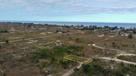 Lote/Terreno à venda, 300m² no , Balneário Gaivota